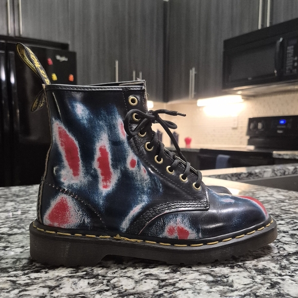 Dr. Martens | Red, White And Blue Rub Off | Size 8 - Picture 1 of 7